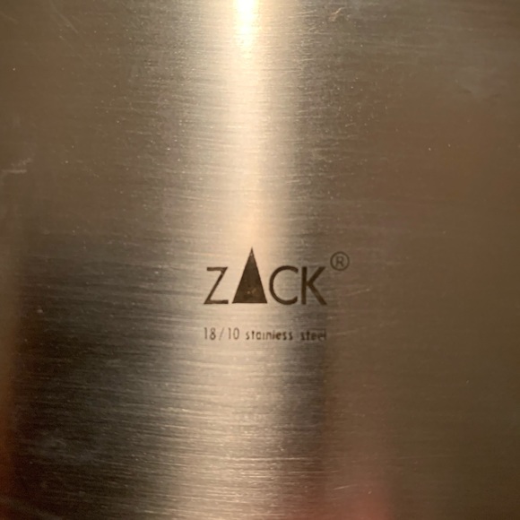 Stainless Steel SQUARE Bread Basket - Picture 4 of 4